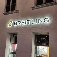 3d-logo-rueckleuchter-breitling